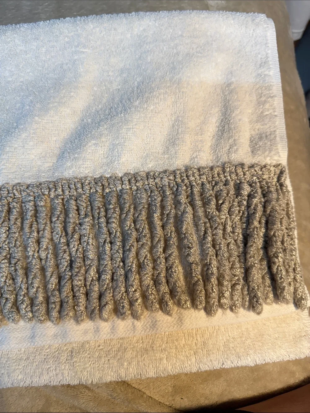 1888 Mills 100 % Cotton Cream Cotton Dec Bath Towel twisted fringe made USA 🇺🇸